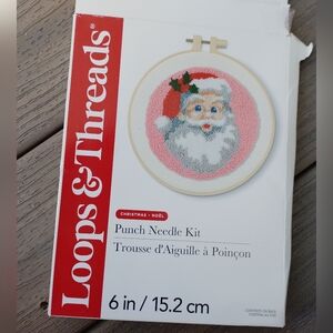 Loops & Threads Christmas Santa Punch Needle Kit New In Package